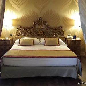 4* Hotell Amadeus